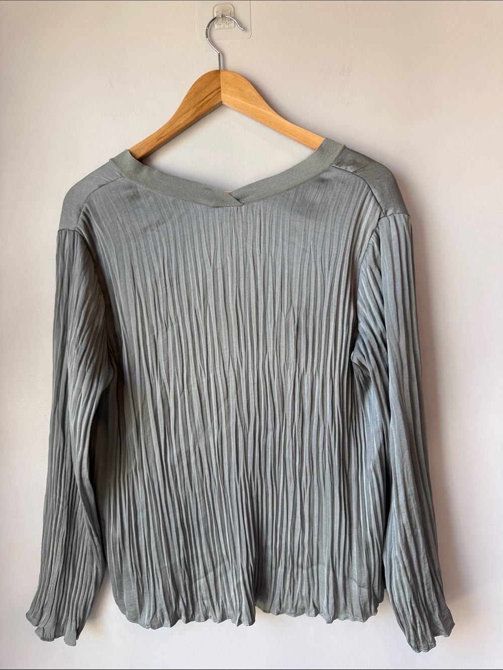 Vince Pleated Blouse Sage Gray - Picture 2 of 6